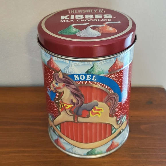 Hershey's Kisses vintage tin, gently used - Picture 1 of 2